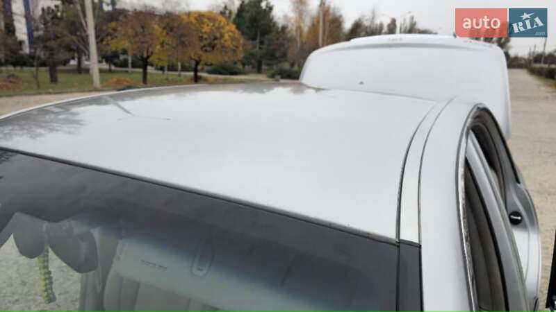 Седан Kia Opirus 2005 в Кривом Роге