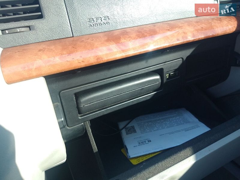 Седан Kia Opirus 2005 в Ровно