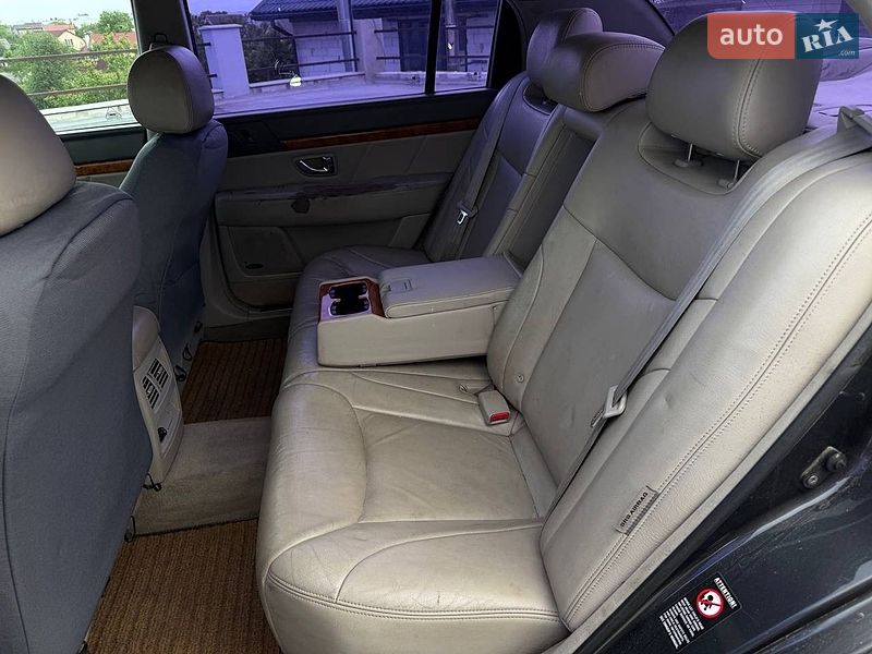 Седан Kia Opirus 2006 в Киеве