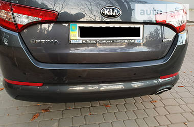 Седан Kia Optima 2012 в 