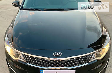 Седан Kia Optima 2016 в Киеве