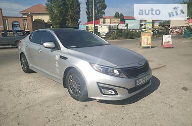 Седан Kia Optima 2014 в 