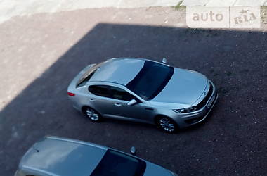 Седан Kia Optima 2013 в Львове