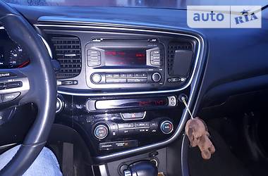 Седан Kia Optima 2015 в 