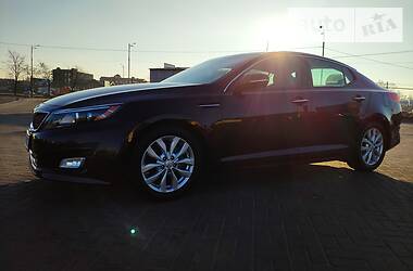 Седан Kia Optima 2014 в Киеве