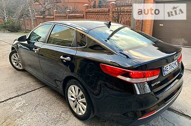 Седан Kia Optima 2016 в Кривом Роге