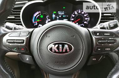 Седан Kia Optima 2014 в Киеве