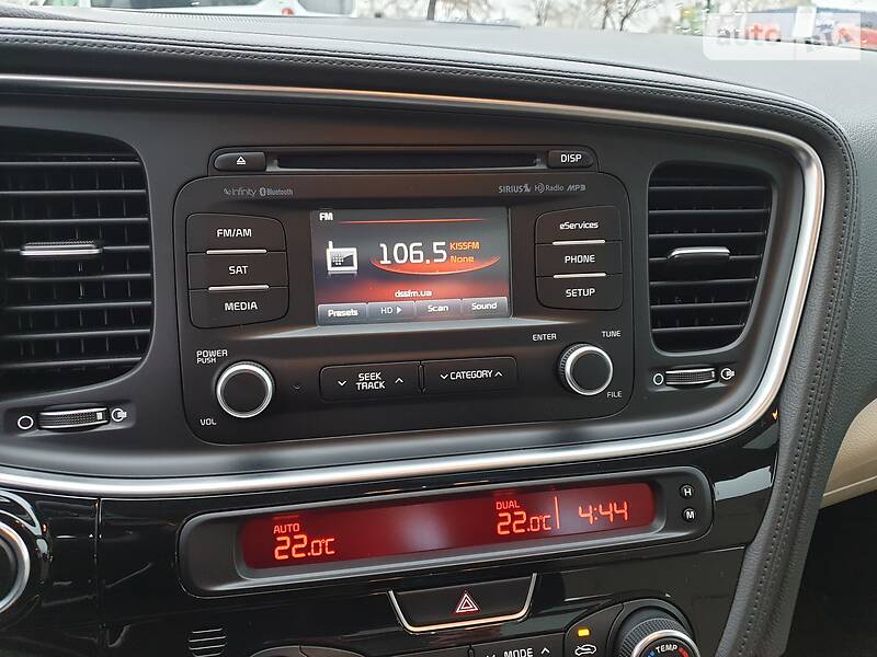 Седан Kia Optima 2015 в Києві