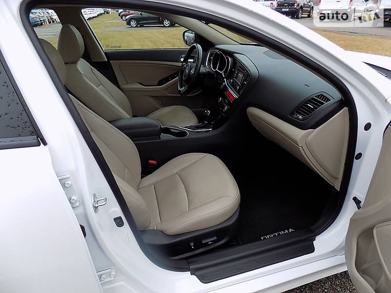 Седан Kia Optima 2015 в Києві