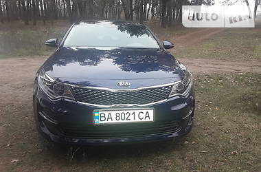 Седан Kia Optima 2016 в 