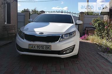 Седан Kia Optima 2012 в 