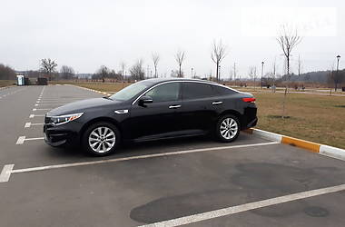 Седан Kia Optima 2016 в 