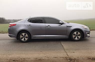 Седан Kia Optima 2011 в 