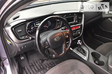 Седан Kia Optima 2011 в 