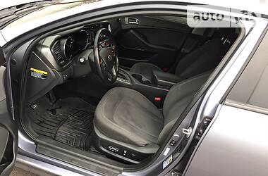 Седан Kia Optima 2011 в 