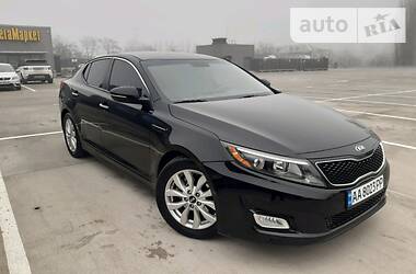 Седан Kia Optima 2015 в 