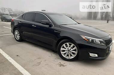 Седан Kia Optima 2015 в 