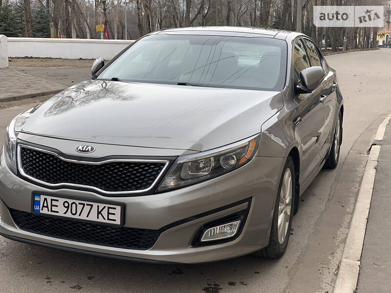 Седан Kia Optima 2014 в Кривому Розі