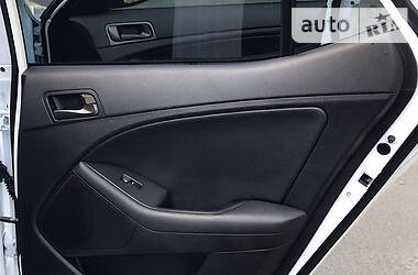 Седан Kia Optima 2015 в 