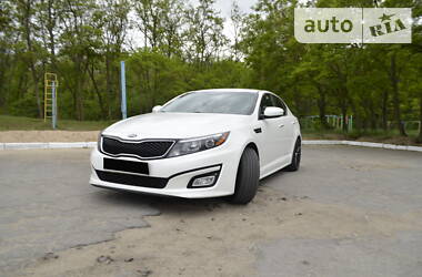 Седан Kia Optima 2014 в Запорожье