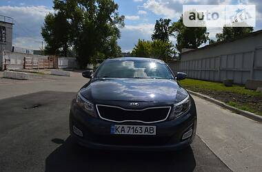 Седан Kia Optima 2014 в Киеве