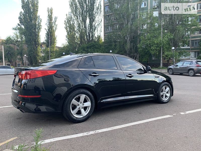 Седан Kia Optima 2014 в Кривому Розі