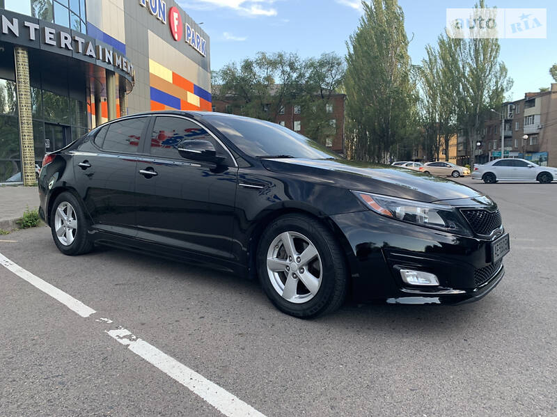 Седан Kia Optima 2014 в Кривому Розі