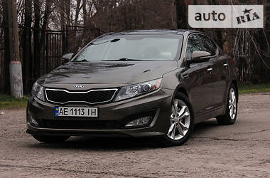 Седан Kia Optima 2013 в Житомире