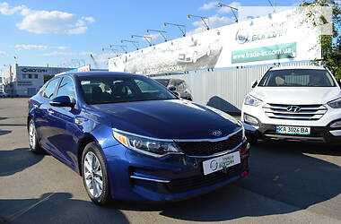 Седан Kia Optima 2017 в Киеве