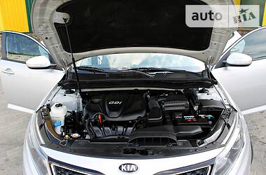 Седан Kia Optima 2014 в 