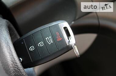 Седан Kia Optima 2014 в 