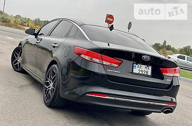 Седан Kia Optima 2015 в Дніпрі