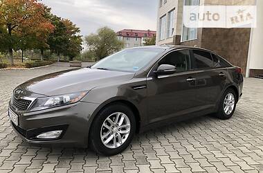 Седан Kia Optima 2012 в Нетішині