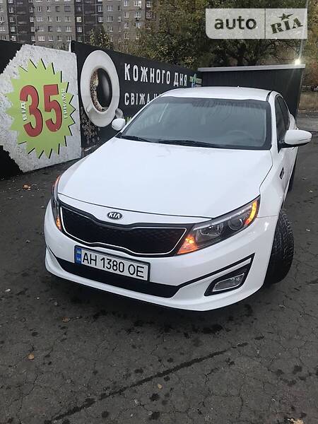 Седан Kia Optima 2015 в Краматорске