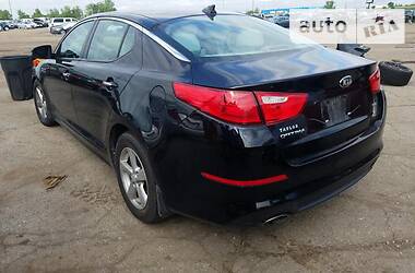 Седан Kia Optima 2015 в Киеве