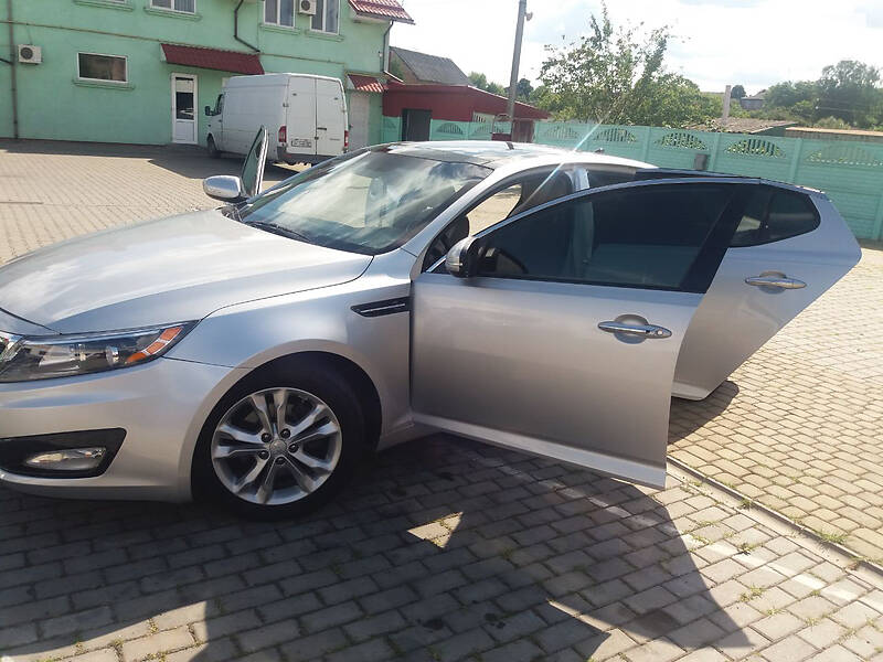 Седан Kia Optima 2013 в Луцьку
