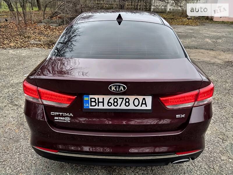 Седан Kia Optima 2016 в Одессе