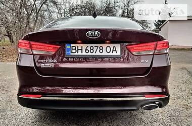 Седан Kia Optima 2016 в Одессе