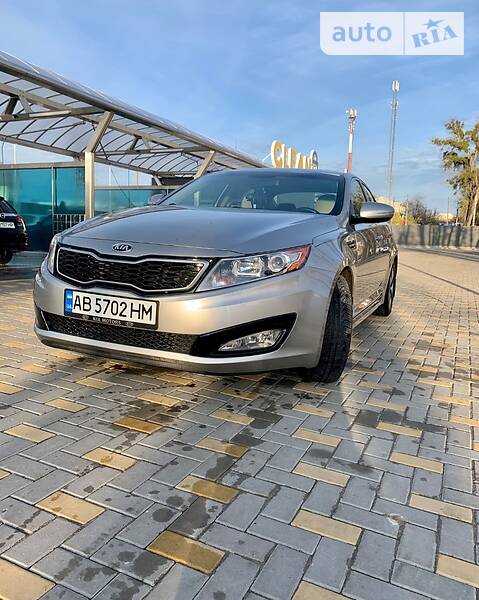 Седан Kia Optima 2013 в Виннице