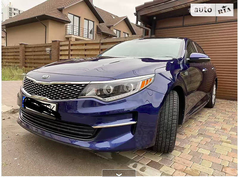 Седан Kia Optima 2016 в Киеве