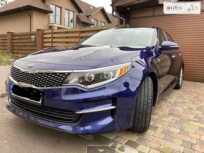 Седан Kia Optima 2016 в Киеве