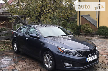 Седан Kia Optima 2014 в Луцке