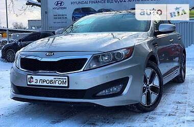 Седан Kia Optima 2012 в Киеве