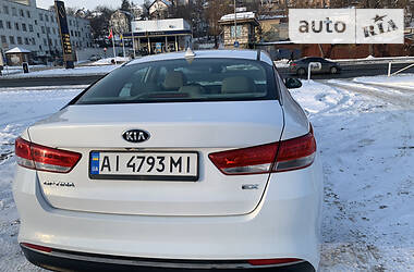 Седан Kia Optima 2016 в Києві