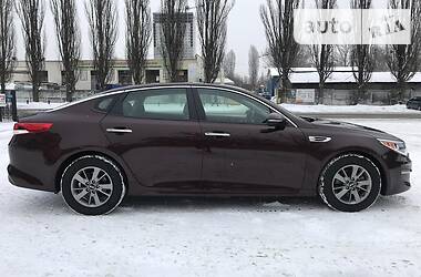 Седан Kia Optima 2015 в Киеве