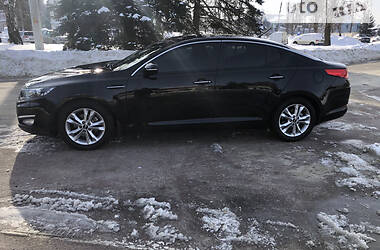 Седан Kia Optima 2012 в Львове