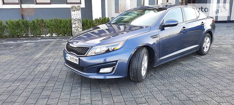 Седан Kia Optima 2015 в Стрые