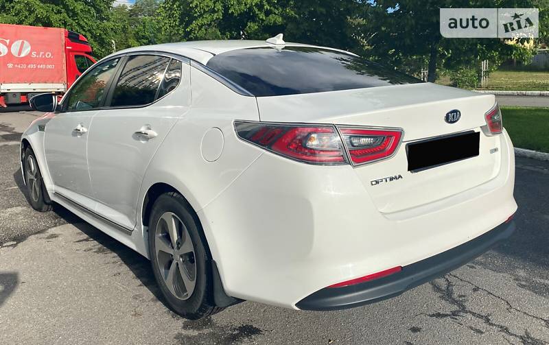 Седан Kia Optima 2014 в Виннице