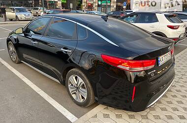 Седан Kia Optima 2017 в Києві