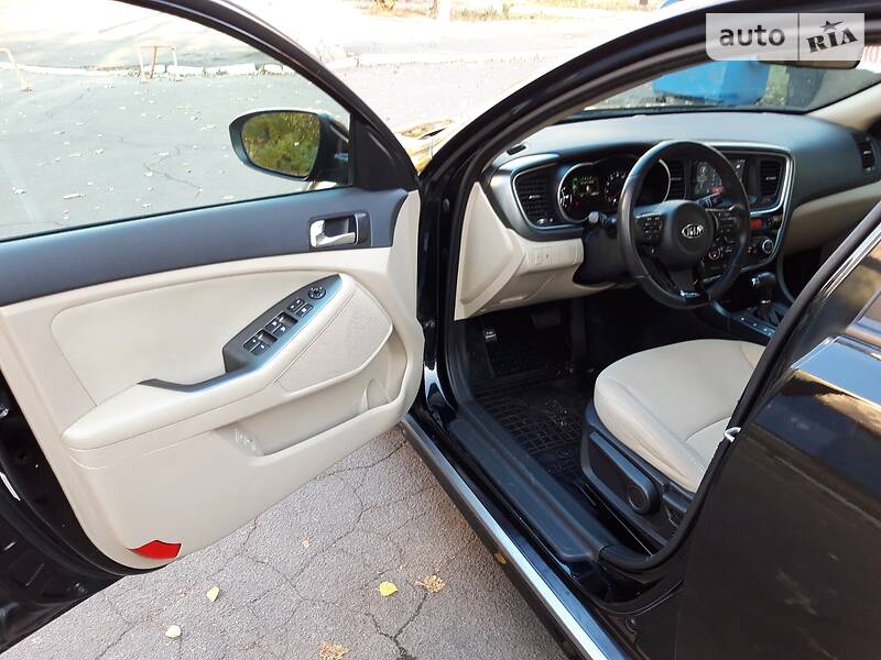Седан Kia Optima 2014 в Одессе
